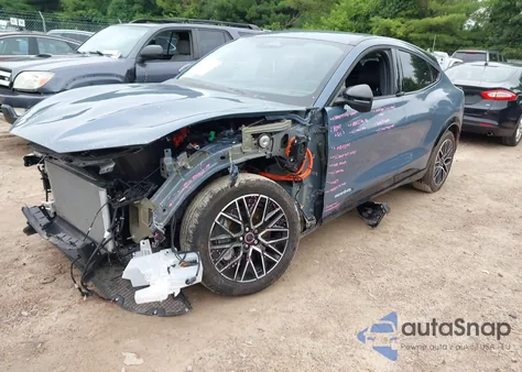 2024 Ford Mustang Mach-E Premium from USA, damaged, VIN 3FMTK3SU8RMA04442